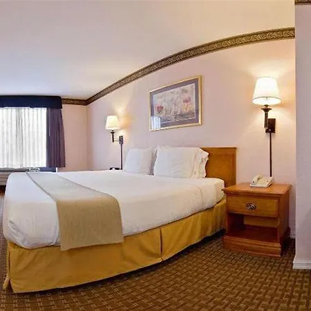 Comfort Inn & Suites Tyler North-3