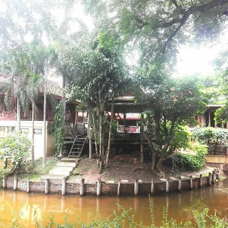 Luang Chumni Village-3