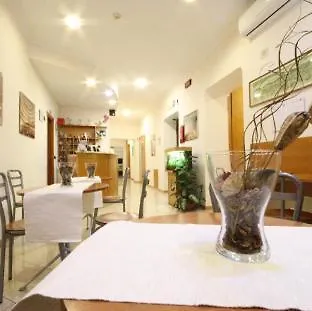 Hotel Zara Napoli-3