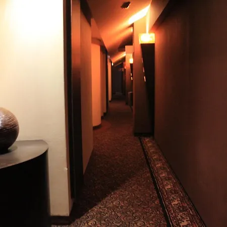 Hotel Lua-3