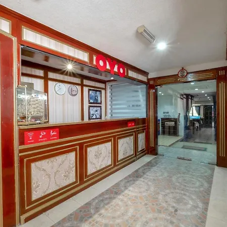 Oyo 75328 Punjabi Junction-3