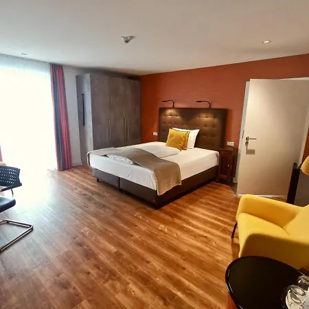 H23 Hotel Stuttgart-3