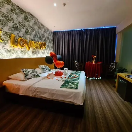 Grandeur Hotel And Spa-2