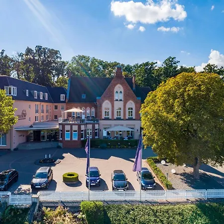 Parkhotel Berghoelzchen-2