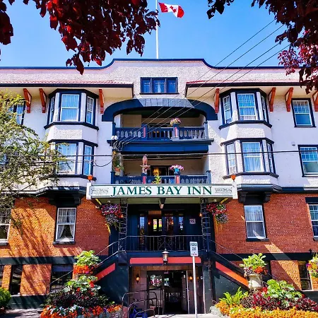 James Bay Inn Hotel, Suites & Cottage-3