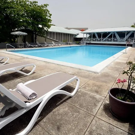 The Liguanea Club-3