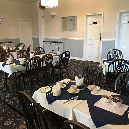 Holly Trees Hotel-2