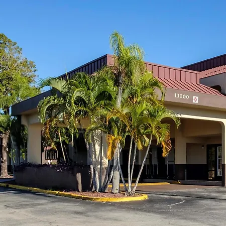 Red Roof Inn Ft. Myers-3