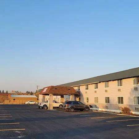 Grizzly Inn-2