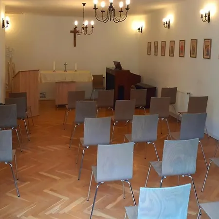 Ciszterci Szállás Pécs-3