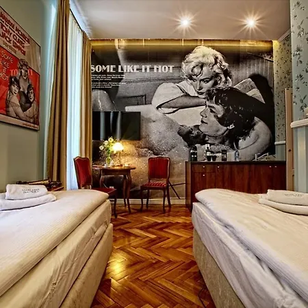 Stare Kino Cinema Residence-2