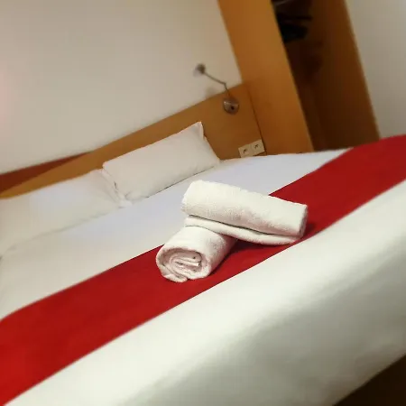 Brit Hotel Toulon - La Valette-3