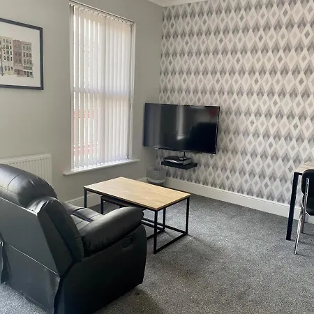 Jeffersons Hotel & Serviced Apartments (Adults Only)-2