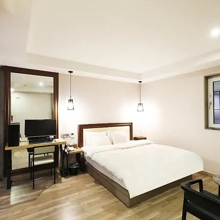 Hotel Mind-2