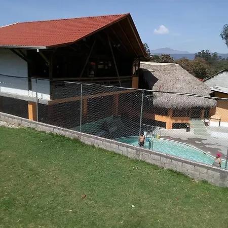 Hosteria La Chorrera-3