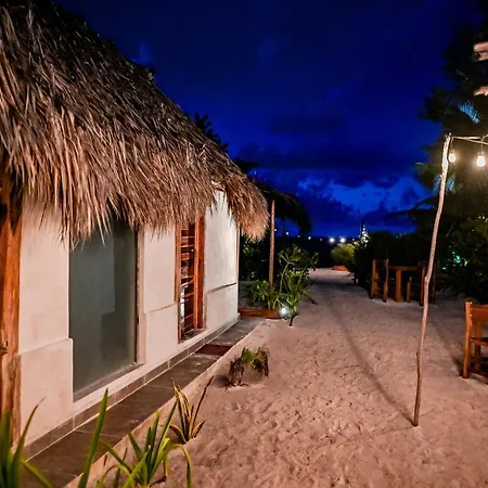 Casa Mate BeachFront Cabañas El Cuyo-3
