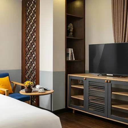 C'Bon Hotel Do Quang-2