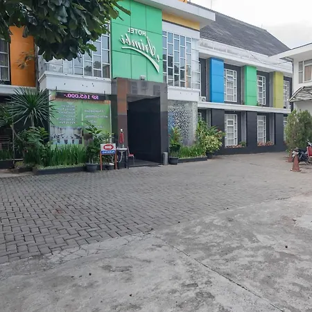 RedDoorz At Hotel Arimbi Dewi Sartika Baru-2