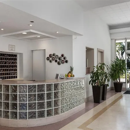 Tropics Hotel-2
