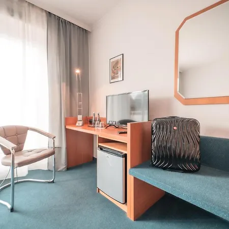 Airport Lounge Hotel Düsseldorf-2
