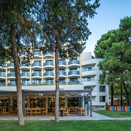 Hvd Club Bor Ultra All Inclusive - Private Beach & Free Parking-2