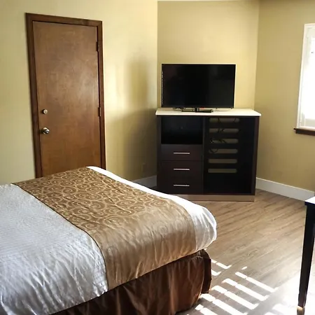 Travelodge By Wyndham Concord-3