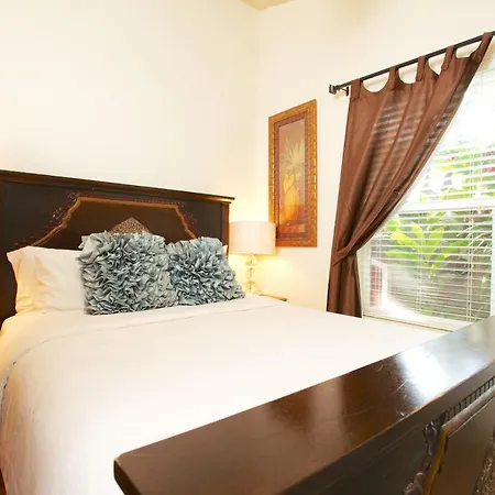 Paia Inn-2