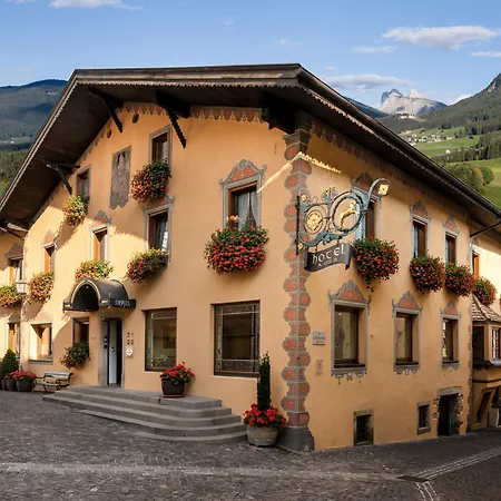 Hotel Cavallino D'Oro Bed&Breakfast-2