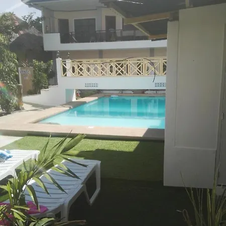 Alona Katchajo Inn-2