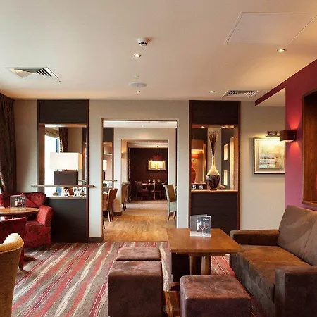 Premier Inn Canterbury City Centre-2