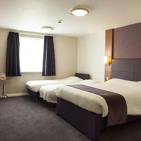 Premier Inn Dudley Town Centre-2