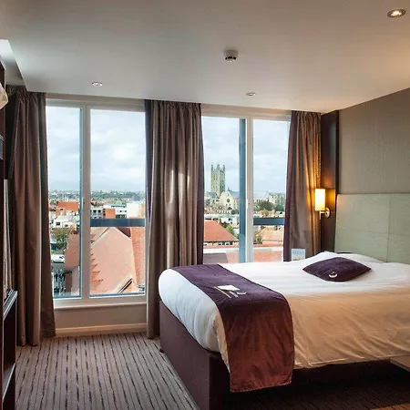 Premier Inn Canterbury City Centre-3