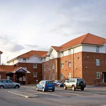 Premier Inn Chelmsford-3