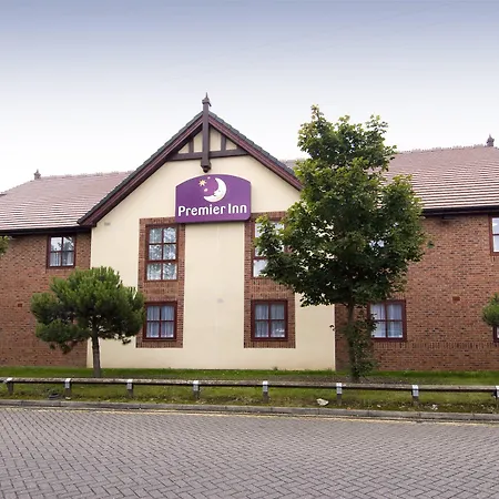 Premier Inn Crewe Central-3