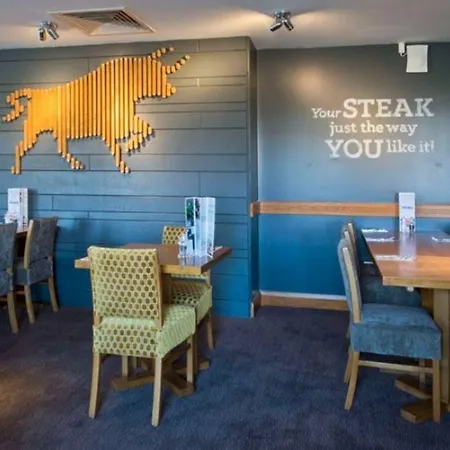 Premier Inn Dartford-2
