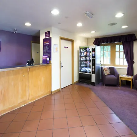 Premier Inn Arundel-2