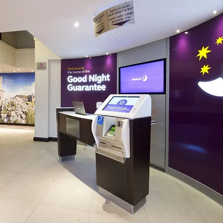 Premier Inn Aberystwyth-2