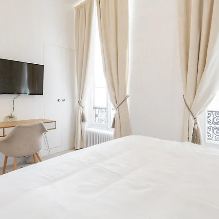 Maison de Lignières - Bed&Breakfast - Paris quartier Champs-Elysées-3