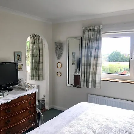 Holly House B&B-3