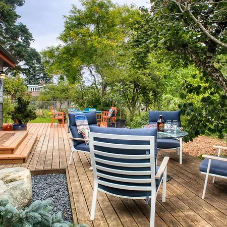 Sehome Garden Inn-2
