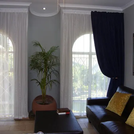 Little Umhlanga. Sunflower Suite.-2