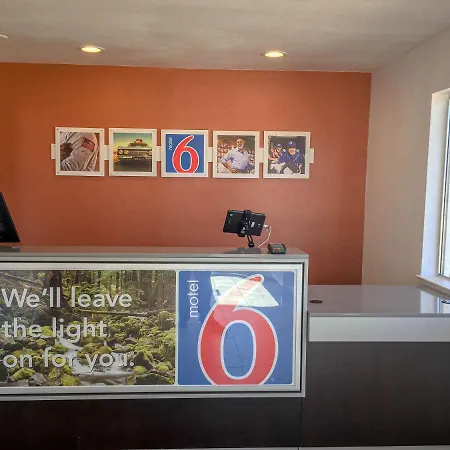 Motel 6 Hawthorne, Nv-3