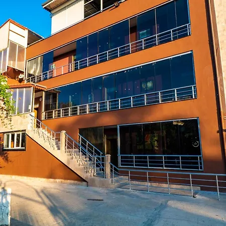 Elvin Otel-3