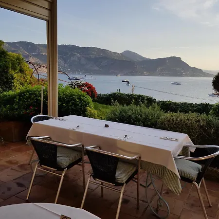 Hôtel de Charme Brise Marine-3