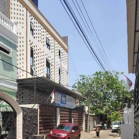 Marson Interkota Residence Mitra Reddoorz-3