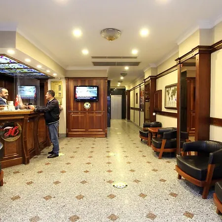 Grand Medya Hotel-Oldtown-3