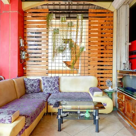 Pandawa Guest House At Ngaliyan Square Mitra Reddoorz-2