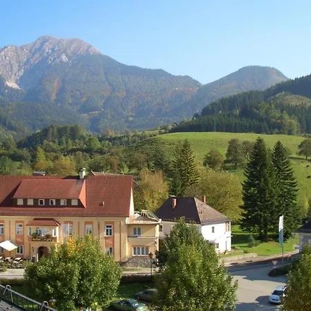 Gaestehaus Zur Post - Heritage Inn-3