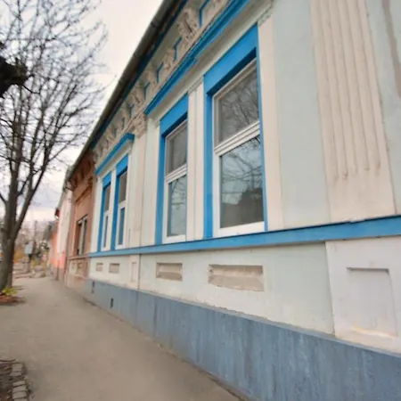 Casa Ado-2