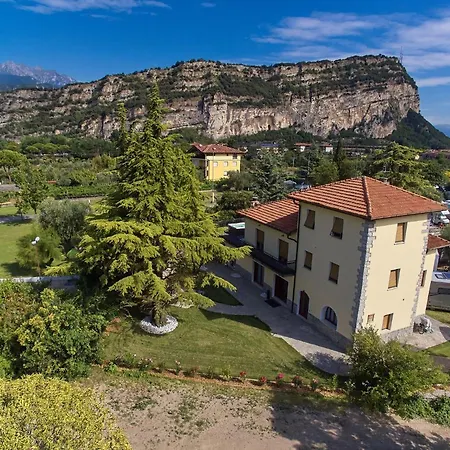 Villa Torbole-2